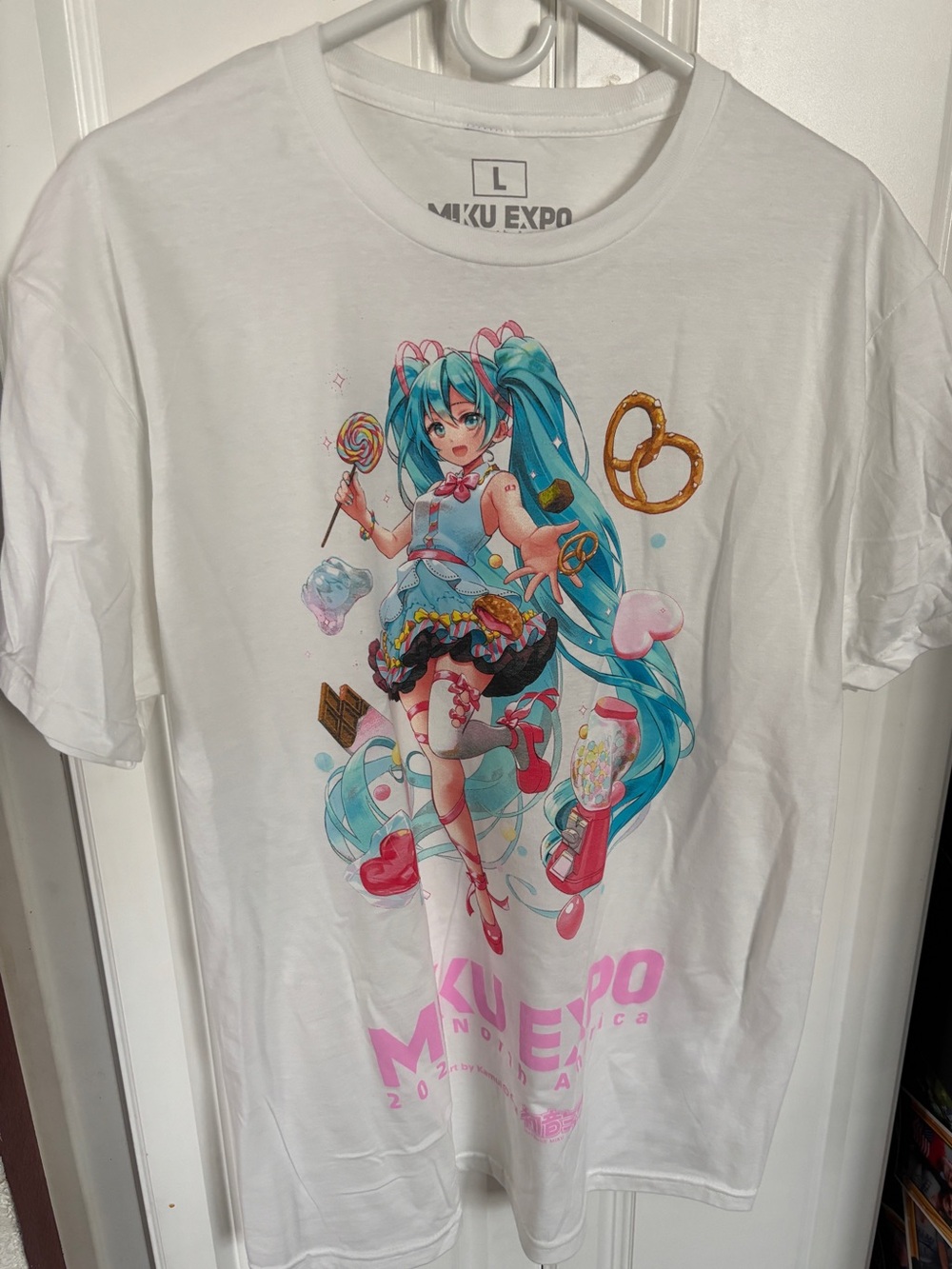 NEW Hatsune Miku Expo 2026 North America Lolly T-Shirt 100% AUTHENTIC Large L